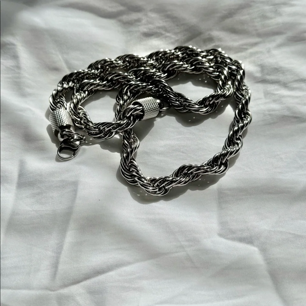 Stainless Steel Rope Chain - Picture 2 of 6